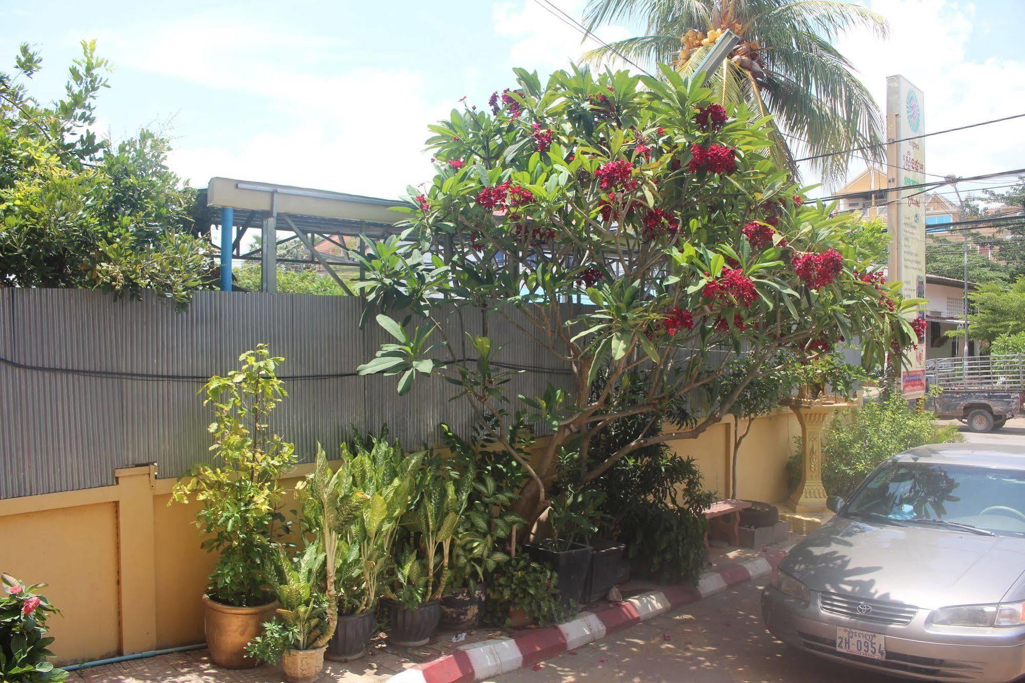 Spring Park Hotel Battambang Eksteriør billede