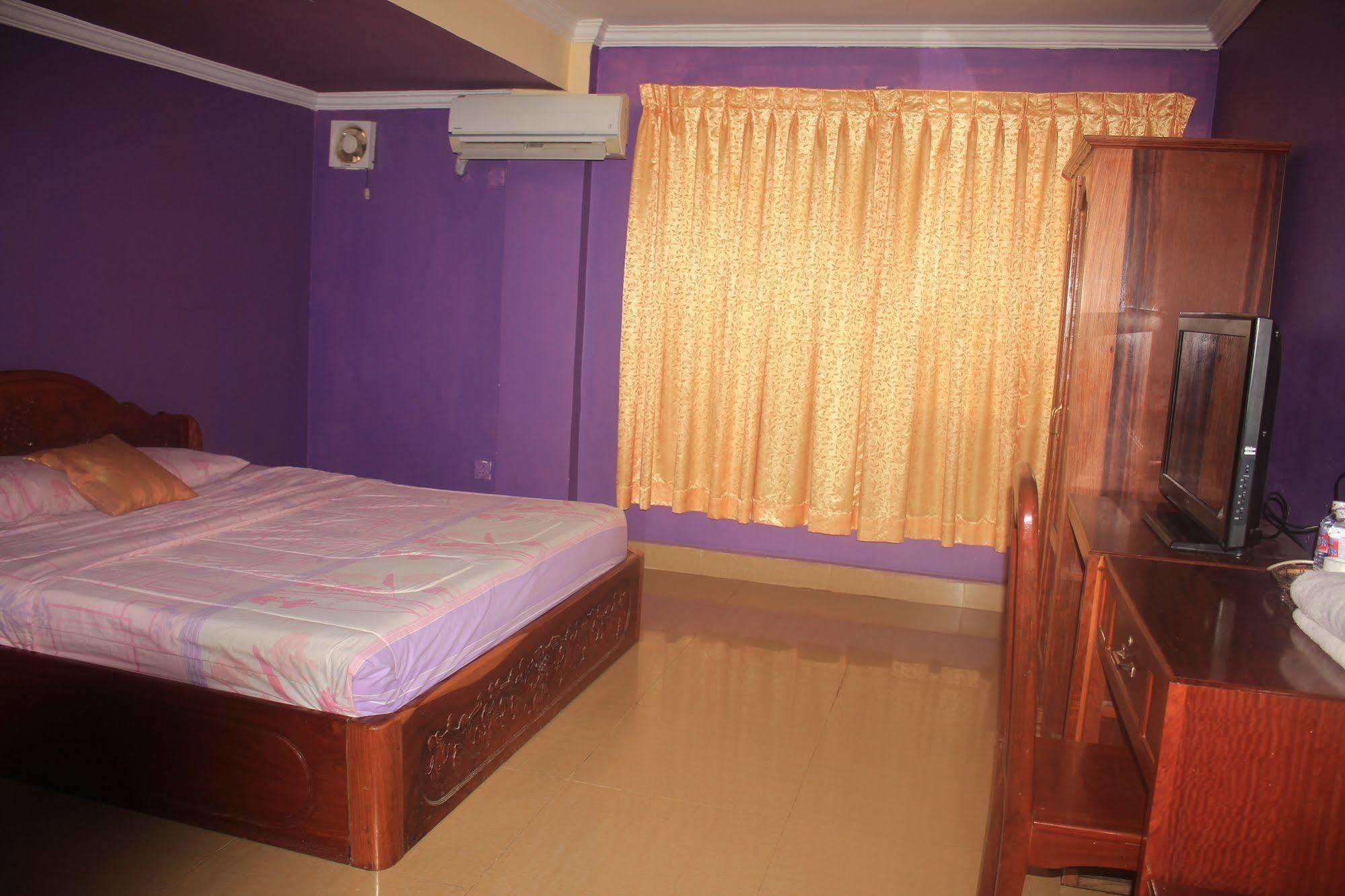 Spring Park Hotel Battambang Eksteriør billede